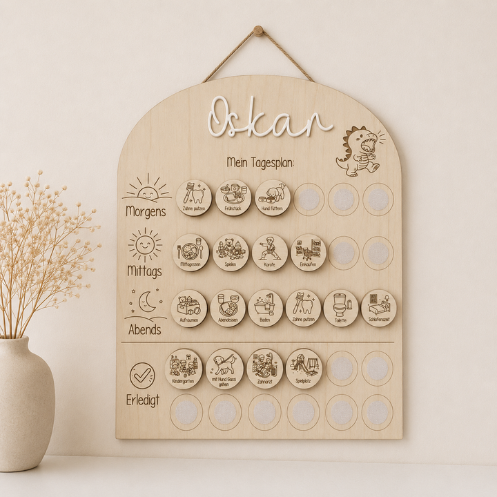 personalisierter Tagesplan aus Holz