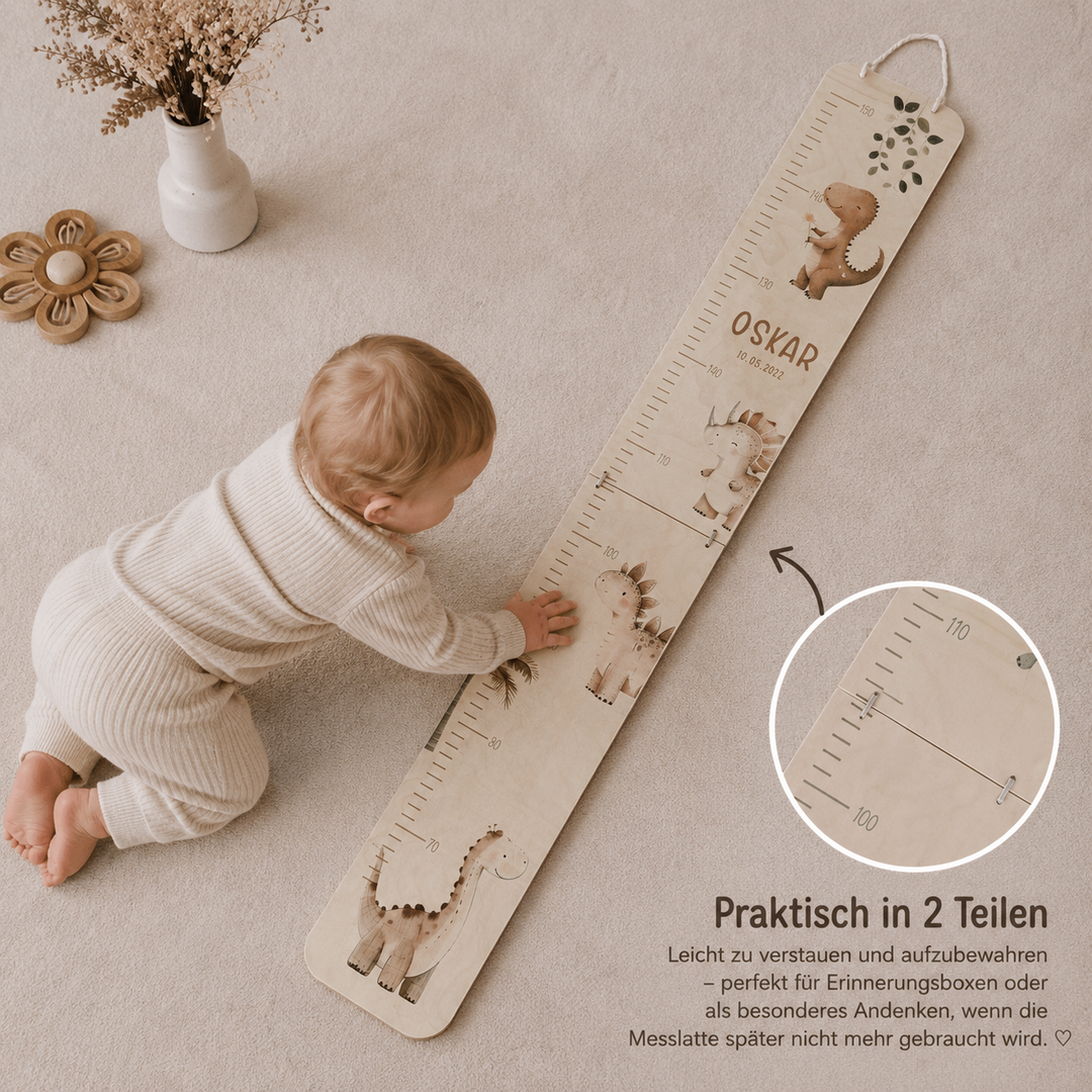 personalisierbare Kindermesslatte mit kinderechten Dinos