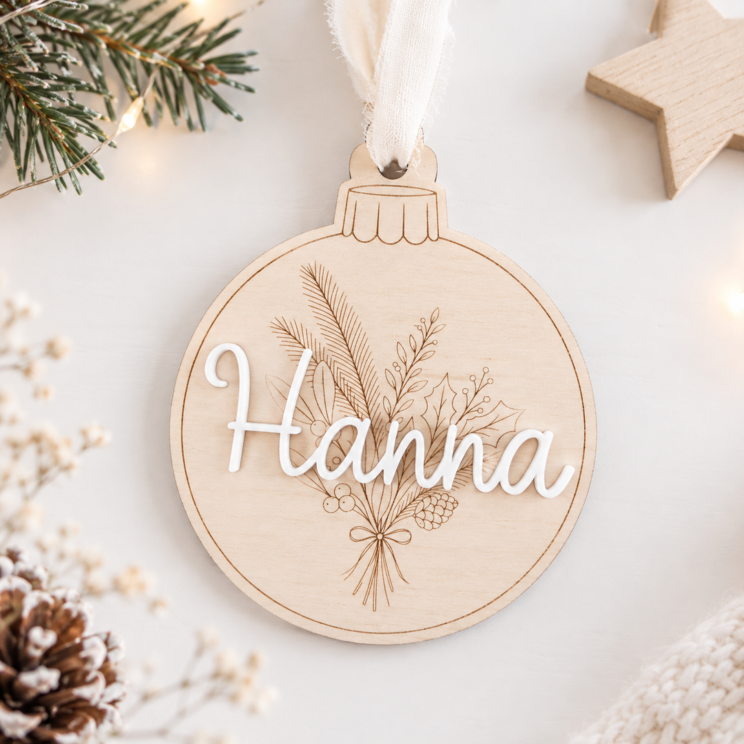 personalisierter Christbaumschmuck mit Mistelzweig