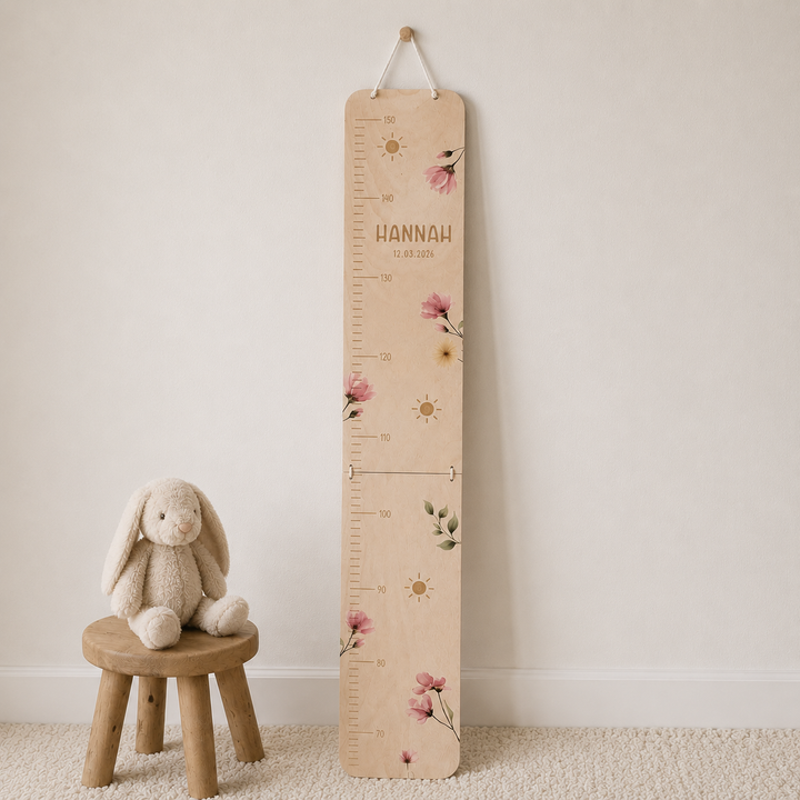 personalisierbare Kindermesslatte mit wunderschönen Blumen