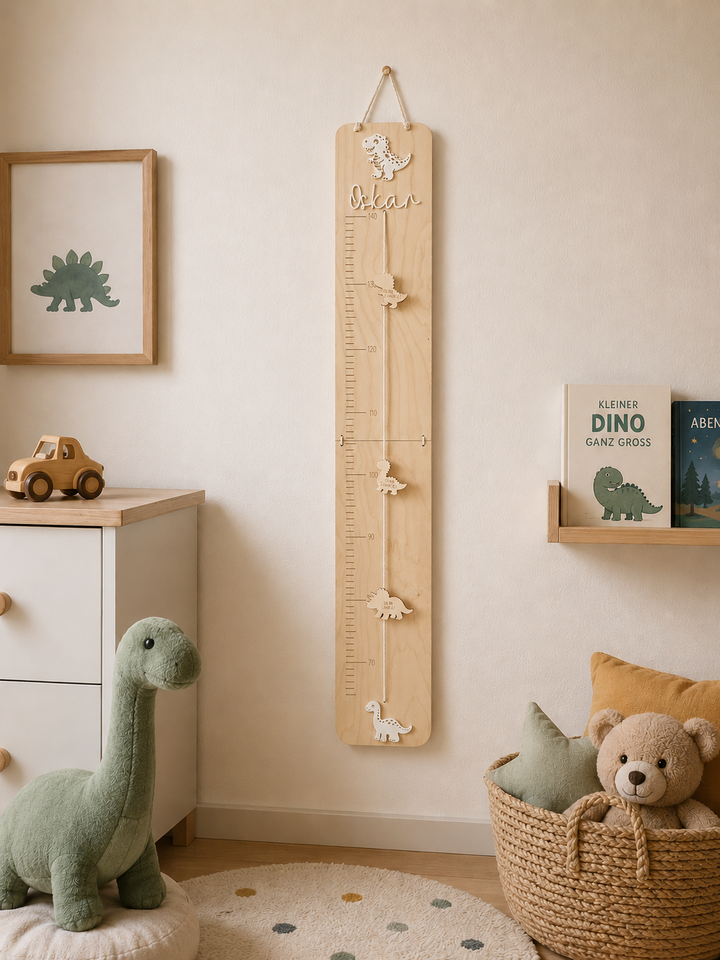 personalisierbare Kindermesslatte mit Acrylmotiven