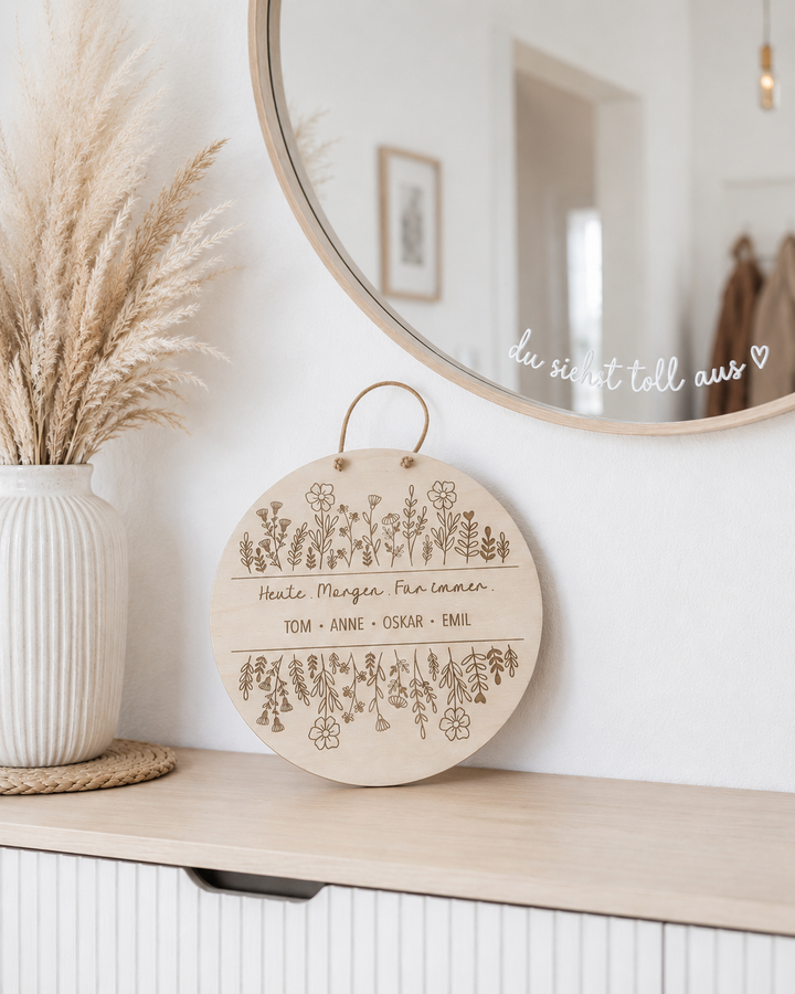 personalisiertes Familienschild aus Holz